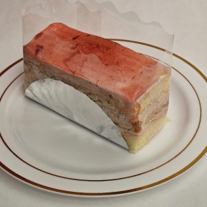 Strawberry Cake Slice 草莓蛋糕 (1pc)